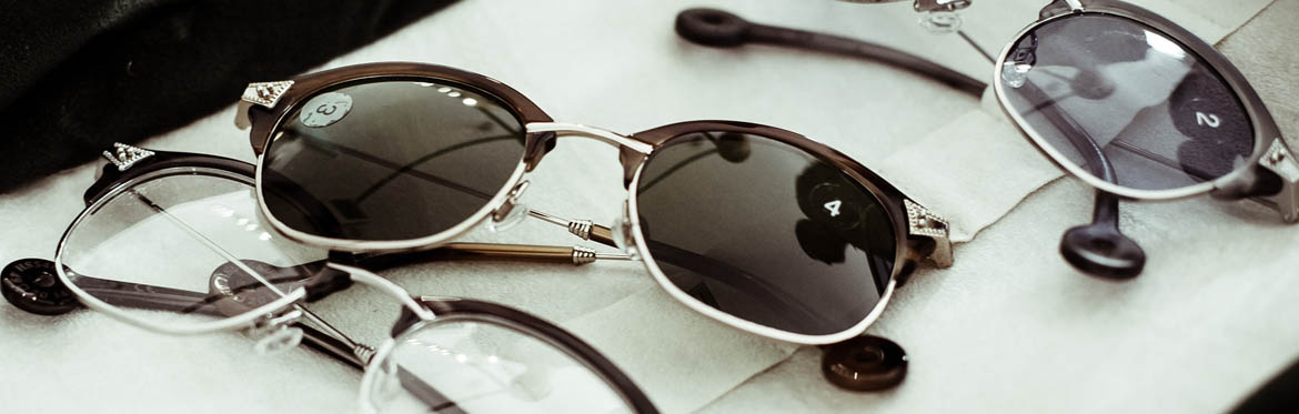 occhiali vintage hally & son ottica camucia, evento bar cristallo